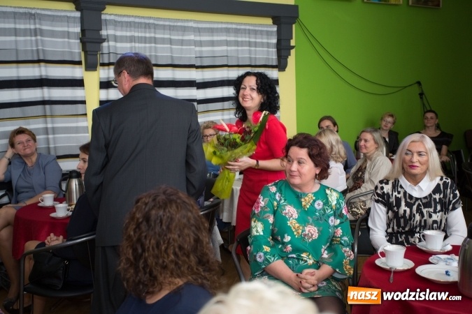 Zdjęcie w galerii na portalu naszwodzislaw.com: Nagrody i wyróżnienia dla nauczycieli w Radlinie  wiadomości z regionu