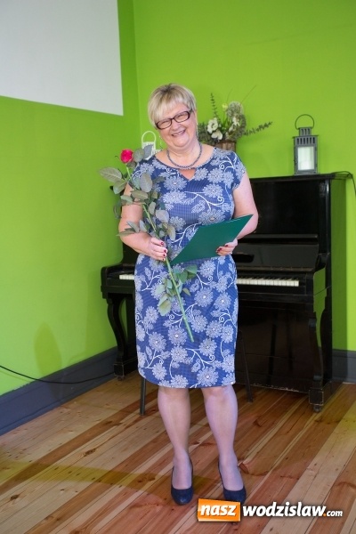 Zdjęcie w galerii na portalu naszwodzislaw.com: Nagrody i wyróżnienia dla nauczycieli w Radlinie  wiadomości z regionu