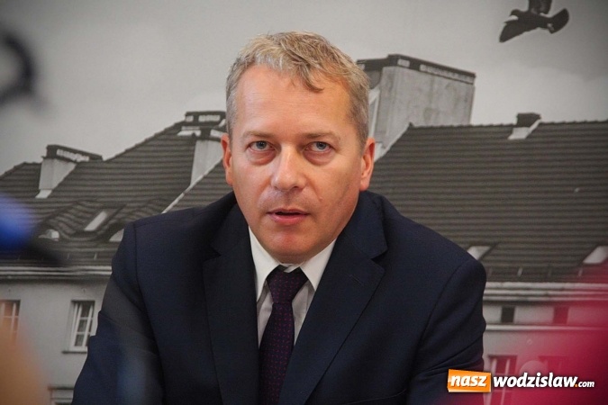 Zdjęcie w galerii na portalu naszwodzislaw.com: Wodzisław: Nowe serce nowego miasta. Centrum przesiadkowe i rewitalizacja dworca kolejowego coraz bliższe realizacji  wiadomości z regionu