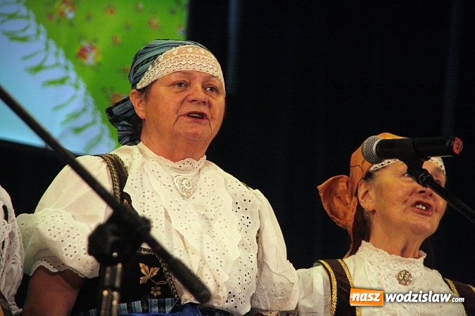 Zdjęcie w galerii na portalu naszwodzislaw.com: Trwają 36. Wodzisławskie Spotkania z Folklorem wiadomości z regionu