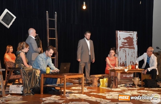 Zdjęcie w galerii na portalu naszwodzislaw.com: Tamten Strych w wykonaniu Radlińskiego Studia Teatralnego  wiadomości z regionu