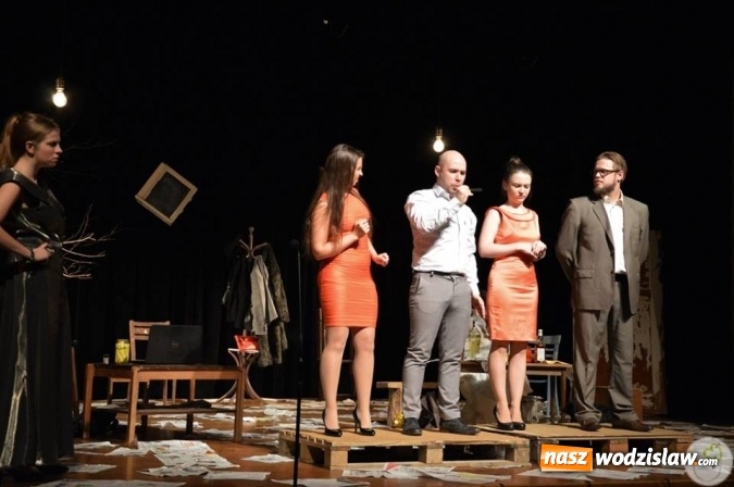 Zdjęcie w galerii na portalu naszwodzislaw.com: Tamten Strych w wykonaniu Radlińskiego Studia Teatralnego  wiadomości z regionu