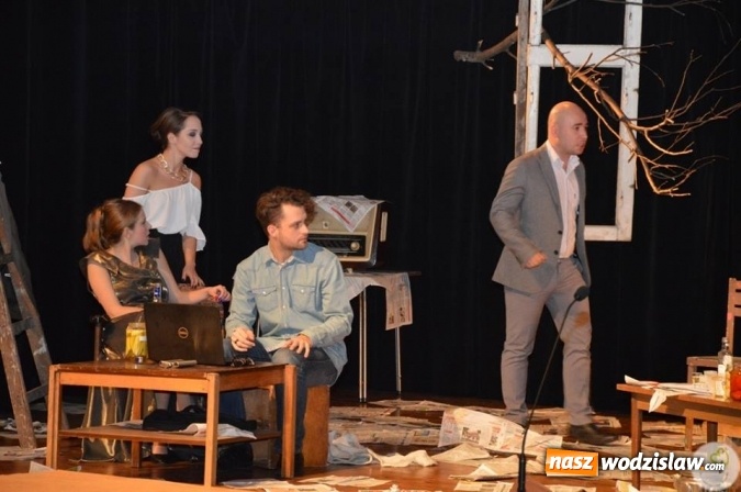 Zdjęcie w galerii na portalu naszwodzislaw.com: Tamten Strych w wykonaniu Radlińskiego Studia Teatralnego  wiadomości z regionu