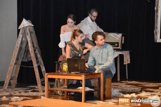 Zdjęcie w galerii na portalu naszwodzislaw.com: Tamten Strych w wykonaniu Radlińskiego Studia Teatralnego  wiadomości z regionu