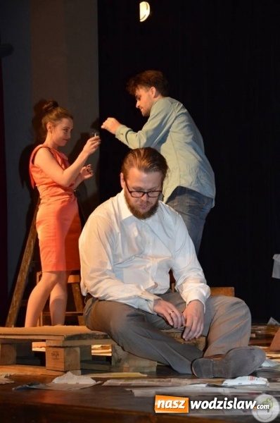Zdjęcie w galerii na portalu naszwodzislaw.com: Tamten Strych w wykonaniu Radlińskiego Studia Teatralnego  wiadomości z regionu