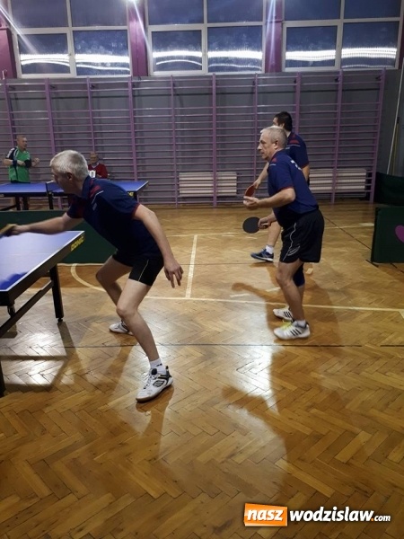 Zdjęcie w galerii na portalu naszwodzislaw.com: Zawodnicy Relaksu lepsi w starciu z drużyną LKS Strażak Mikołów  wiadomości z regionu