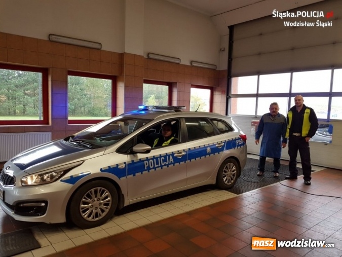 Zdjęcie w galerii na portalu naszwodzislaw.com: Działania profilaktyczne na stacji diagnostycznej wiadomości z regionu