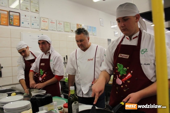 Zdjęcie w galerii na portalu naszwodzislaw.com: Robert Sowa po raz drugi gotował w Ekonomiku  wiadomości z regionu