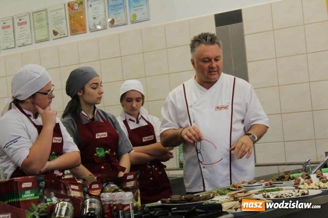 Zdjęcie w galerii na portalu naszwodzislaw.com: Robert Sowa po raz drugi gotował w Ekonomiku  wiadomości z regionu