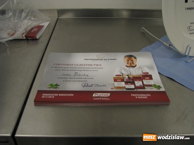 Zdjęcie w galerii na portalu naszwodzislaw.com: Robert Sowa po raz drugi gotował w Ekonomiku  wiadomości z regionu