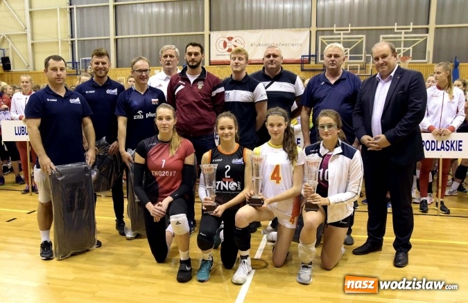Zdjęcie w galerii na portalu naszwodzislaw.com: To był kolejny wyśmienity tydzień dla siatkarek wodzisławskiej ZORZY  wiadomości z regionu
