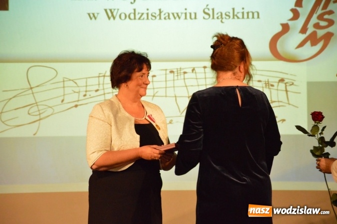 Zdjęcie w galerii na portalu naszwodzislaw.com: Państwowa Szkoła Muzyczna w Wodzisławiu Śląskim obchodzi 40-lecie  wiadomości z regionu