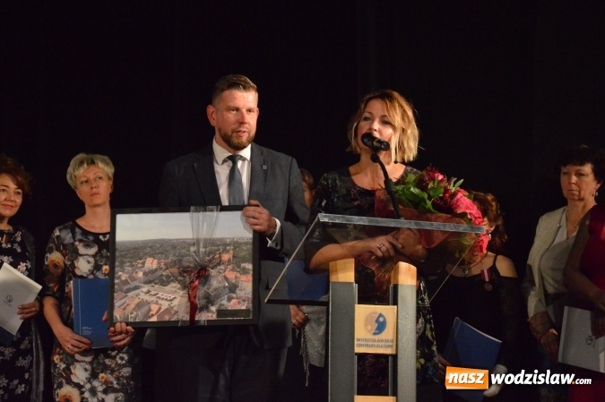 Zdjęcie w galerii na portalu naszwodzislaw.com: Państwowa Szkoła Muzyczna w Wodzisławiu Śląskim obchodzi 40-lecie  wiadomości z regionu