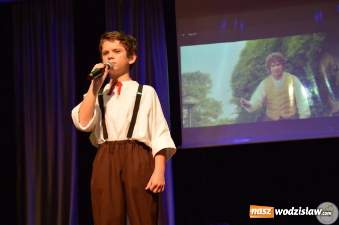 Zdjęcie w galerii na portalu naszwodzislaw.com: Utwory ze znanych filmów i bajek wybrzmiały w radlińskim MOK-u  wiadomości z regionu