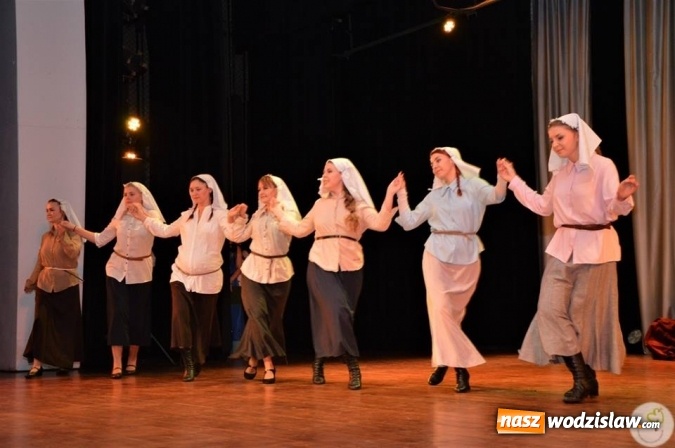 Zdjęcie w galerii na portalu naszwodzislaw.com: Utwory ze znanych filmów i bajek wybrzmiały w radlińskim MOK-u  wiadomości z regionu