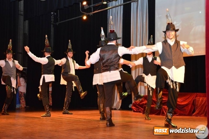 Zdjęcie w galerii na portalu naszwodzislaw.com: Utwory ze znanych filmów i bajek wybrzmiały w radlińskim MOK-u  wiadomości z regionu