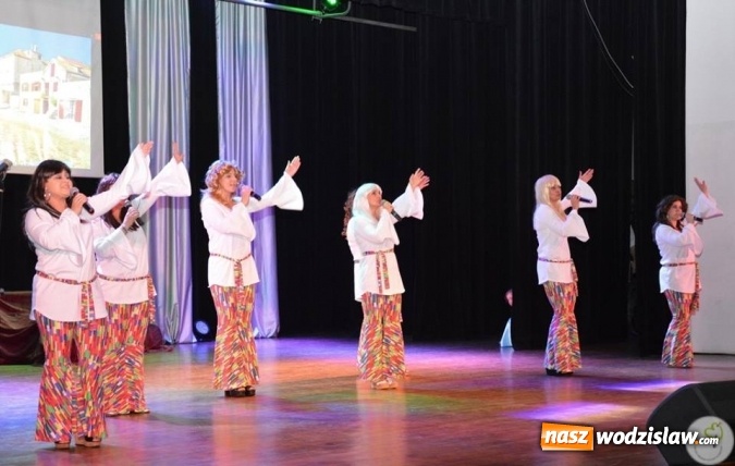 Zdjęcie w galerii na portalu naszwodzislaw.com: Utwory ze znanych filmów i bajek wybrzmiały w radlińskim MOK-u  wiadomości z regionu