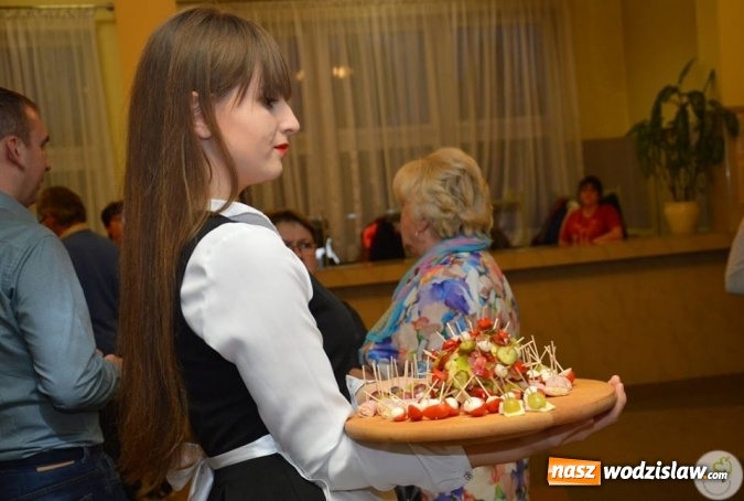 Zdjęcie w galerii na portalu naszwodzislaw.com: Utwory ze znanych filmów i bajek wybrzmiały w radlińskim MOK-u  wiadomości z regionu