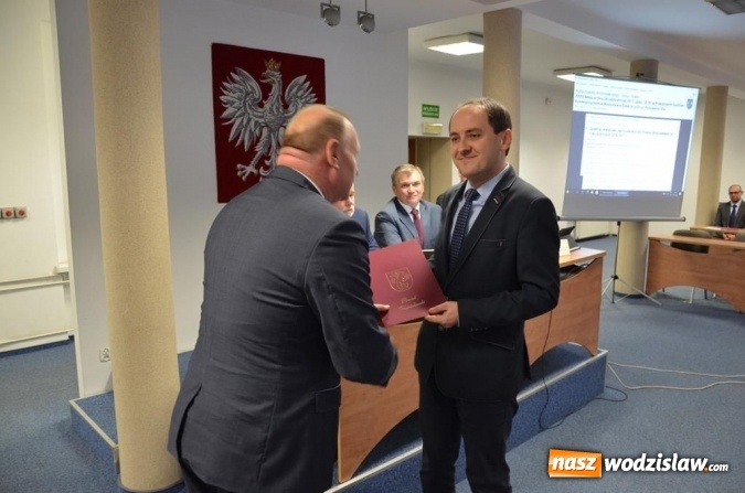 Zdjęcie w galerii na portalu naszwodzislaw.com: Powiat: Za nami sesja oświatowa wiadomości z regionu