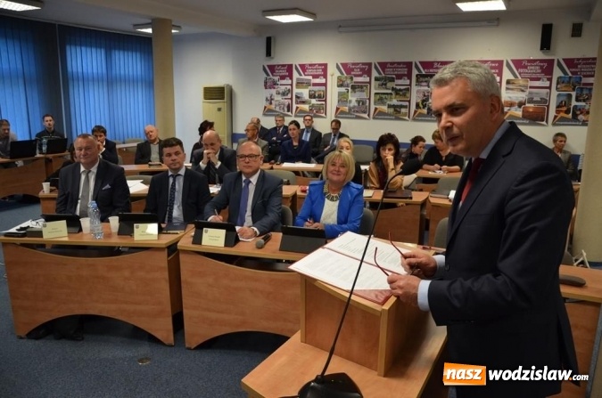 Zdjęcie w galerii na portalu naszwodzislaw.com: Powiat: Za nami sesja oświatowa wiadomości z regionu