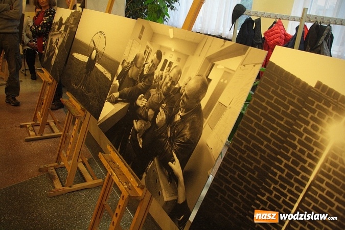 Zdjęcie w galerii na portalu naszwodzislaw.com: To była uczta dla fanów fotografii  wiadomości z regionu