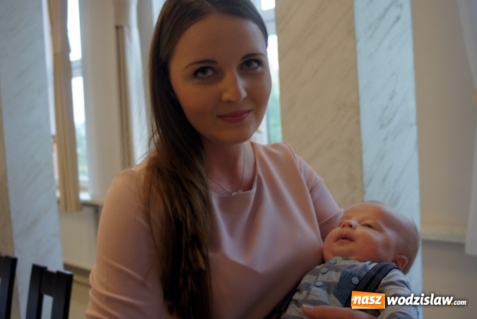 Zdjęcie w galerii na portalu naszwodzislaw.com: Sówki rozdane! Spotkanie z najmłodszymi mieszkańcami Gminy Mszana  wiadomości z regionu