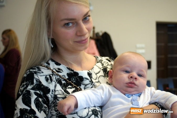 Zdjęcie w galerii na portalu naszwodzislaw.com: Sówki rozdane! Spotkanie z najmłodszymi mieszkańcami Gminy Mszana  wiadomości z regionu