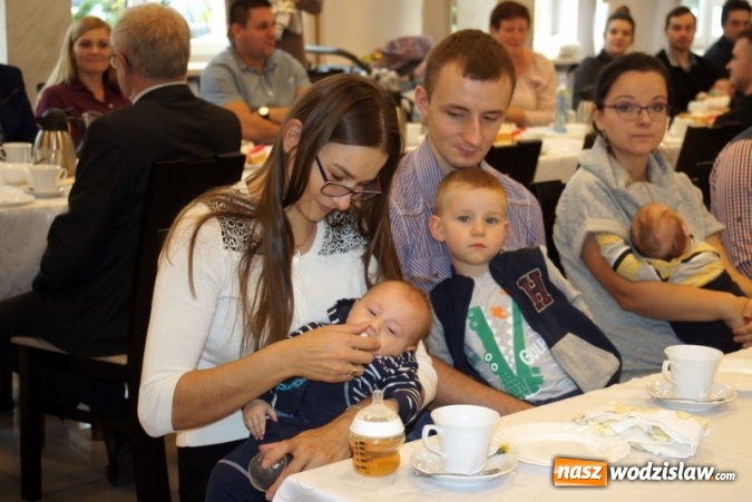 Zdjęcie w galerii na portalu naszwodzislaw.com: Sówki rozdane! Spotkanie z najmłodszymi mieszkańcami Gminy Mszana  wiadomości z regionu