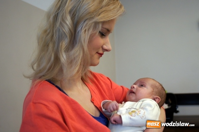 Zdjęcie w galerii na portalu naszwodzislaw.com: Sówki rozdane! Spotkanie z najmłodszymi mieszkańcami Gminy Mszana  wiadomości z regionu