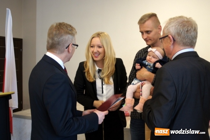 Zdjęcie w galerii na portalu naszwodzislaw.com: Sówki rozdane! Spotkanie z najmłodszymi mieszkańcami Gminy Mszana  wiadomości z regionu