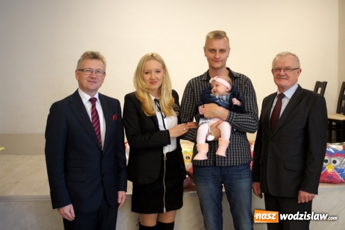 Zdjęcie w galerii na portalu naszwodzislaw.com: Sówki rozdane! Spotkanie z najmłodszymi mieszkańcami Gminy Mszana  wiadomości z regionu