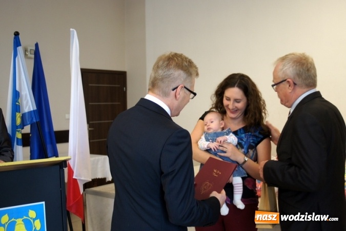 Zdjęcie w galerii na portalu naszwodzislaw.com: Sówki rozdane! Spotkanie z najmłodszymi mieszkańcami Gminy Mszana  wiadomości z regionu