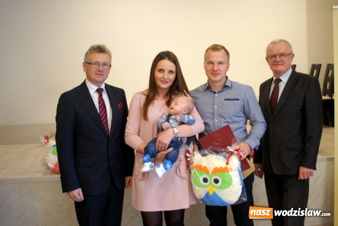 Zdjęcie w galerii na portalu naszwodzislaw.com: Sówki rozdane! Spotkanie z najmłodszymi mieszkańcami Gminy Mszana  wiadomości z regionu