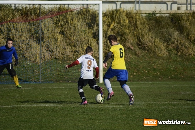 Zdjęcie w galerii na portalu naszwodzislaw.com: Pewne zwycięstwo trampkarzy Rogowa w starciu z Lubomią wiadomości z regionu