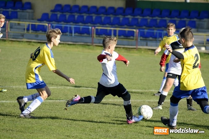 Zdjęcie w galerii na portalu naszwodzislaw.com: Pewne zwycięstwo trampkarzy Rogowa w starciu z Lubomią wiadomości z regionu