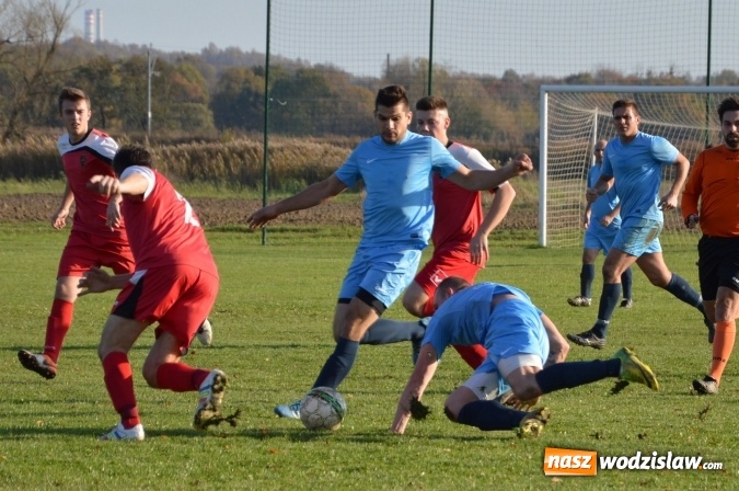 Zdjęcie w galerii na portalu naszwodzislaw.com: Wygrana Bełsznicy nad osłabionymi rezerwami Gorzyc wiadomości z regionu