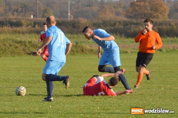 Zdjęcie w galerii na portalu naszwodzislaw.com: Wygrana Bełsznicy nad osłabionymi rezerwami Gorzyc wiadomości z regionu