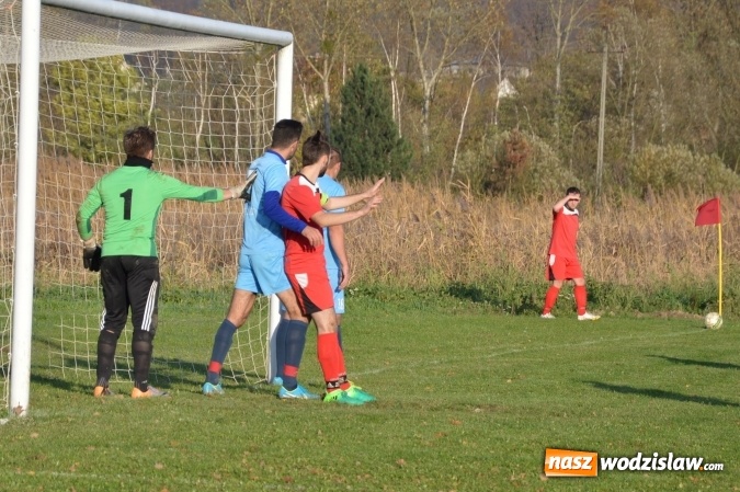 Zdjęcie w galerii na portalu naszwodzislaw.com: Wygrana Bełsznicy nad osłabionymi rezerwami Gorzyc wiadomości z regionu