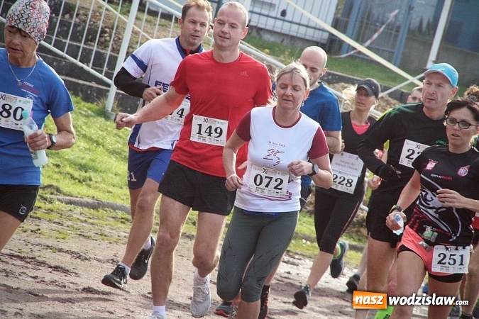 Zdjęcie w galerii na portalu naszwodzislaw.com: Około 300 zawodników na starcie Wodzisławskiego Półmaratonu. ZDJĘCIA  wiadomości z regionu