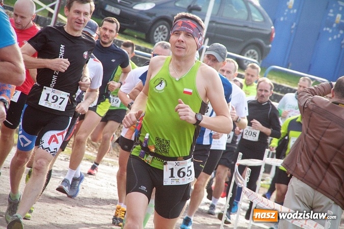 Zdjęcie w galerii na portalu naszwodzislaw.com: Około 300 zawodników na starcie Wodzisławskiego Półmaratonu. ZDJĘCIA  wiadomości z regionu