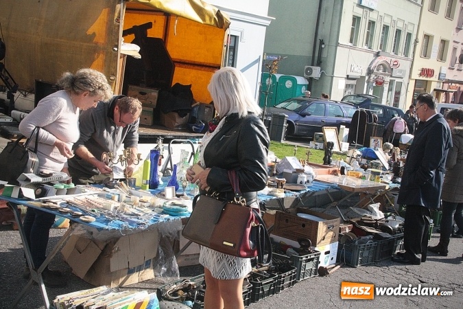 Zdjęcie w galerii na portalu naszwodzislaw.com: Wodzisław: Jarmark Staroci zgromadził tłumy  wiadomości z regionu