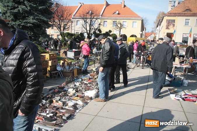 Zdjęcie w galerii na portalu naszwodzislaw.com: Wodzisław: Jarmark Staroci zgromadził tłumy  wiadomości z regionu