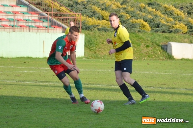 Zdjęcie w galerii na portalu naszwodzislaw.com: Rezerwy Turzy przegrywają z Nową Wsią  wiadomości z regionu