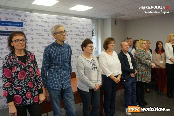 Zdjęcie w galerii na portalu naszwodzislaw.com: Święto korpusu służby cywilnej w wodzisławskiej komendzie wiadomości z regionu