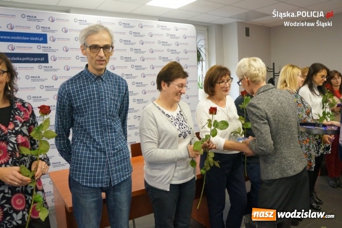 Zdjęcie w galerii na portalu naszwodzislaw.com: Święto korpusu służby cywilnej w wodzisławskiej komendzie wiadomości z regionu