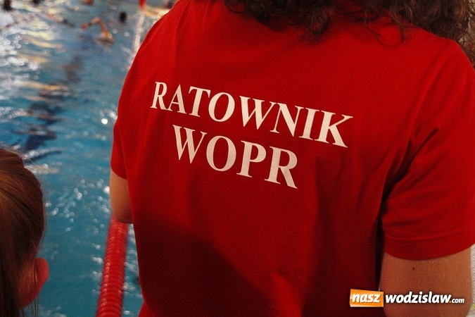 Zdjęcie w galerii na portalu naszwodzislaw.com: Wystartował 24 godzinny Maraton Pływacki  wiadomości z regionu