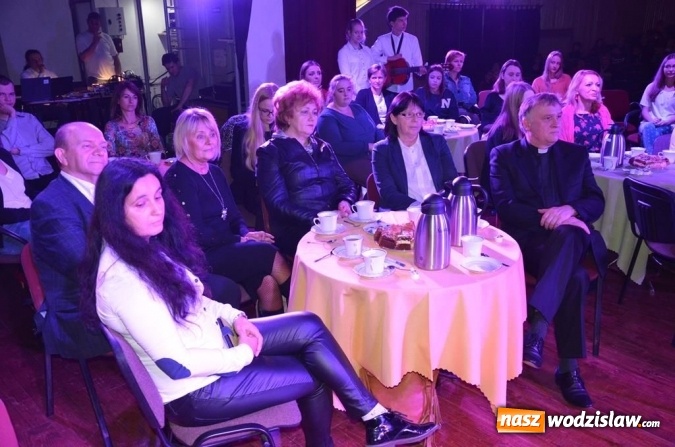 Zdjęcie w galerii na portalu naszwodzislaw.com: Radlin: Śpiewali w różnych językach wiadomości z regionu