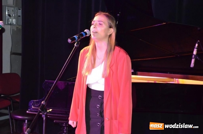 Zdjęcie w galerii na portalu naszwodzislaw.com: Radlin: Śpiewali w różnych językach wiadomości z regionu