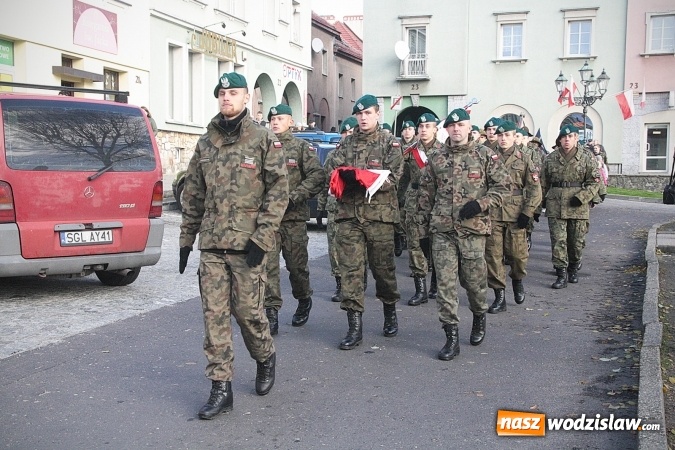 Zdjęcie w galerii na portalu naszwodzislaw.com: Narodowe Święto Niepodległości. Uroczystości w Wodzisławiu. FOTORELACJA  wiadomości z regionu