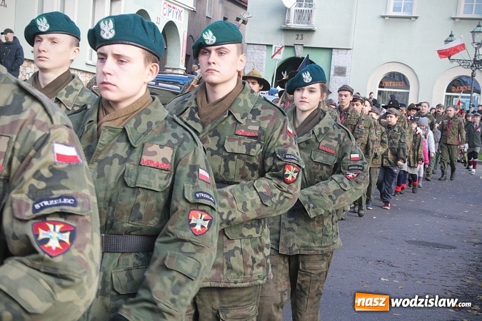 Zdjęcie w galerii na portalu naszwodzislaw.com: Narodowe Święto Niepodległości. Uroczystości w Wodzisławiu. FOTORELACJA  wiadomości z regionu